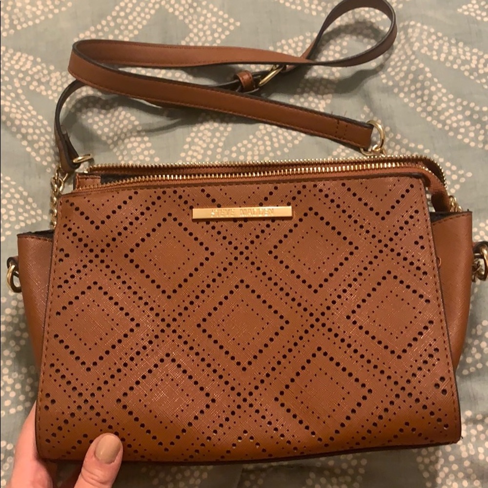 Steve Madden camel crossbody